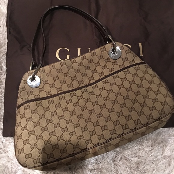 GUCCI Canvas Shoulder Bag - Picture 1 of 5